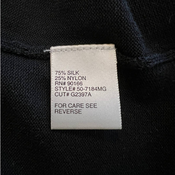 Garfield & Marks Black Silk Blend Sweater with Ruffled Cuffs Size X-Large - Picture 5 of 6